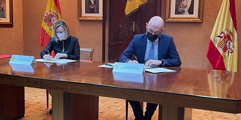 Ministerio de Defensa y UCM firman convenio de investigación y cooperación docente